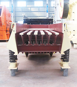 振動(dòng)給料機(jī)正面圖